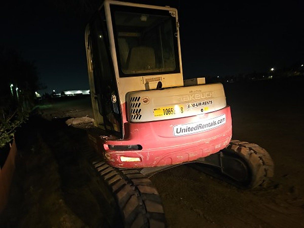 TAKEUCHI TB280FR photo 5