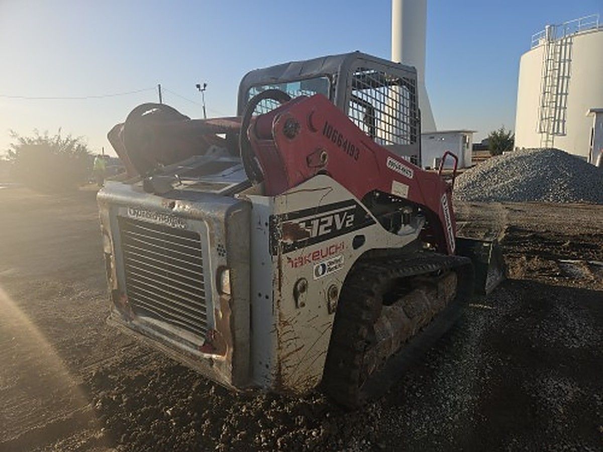 TAKEUCHI TL12V2-R photo 2