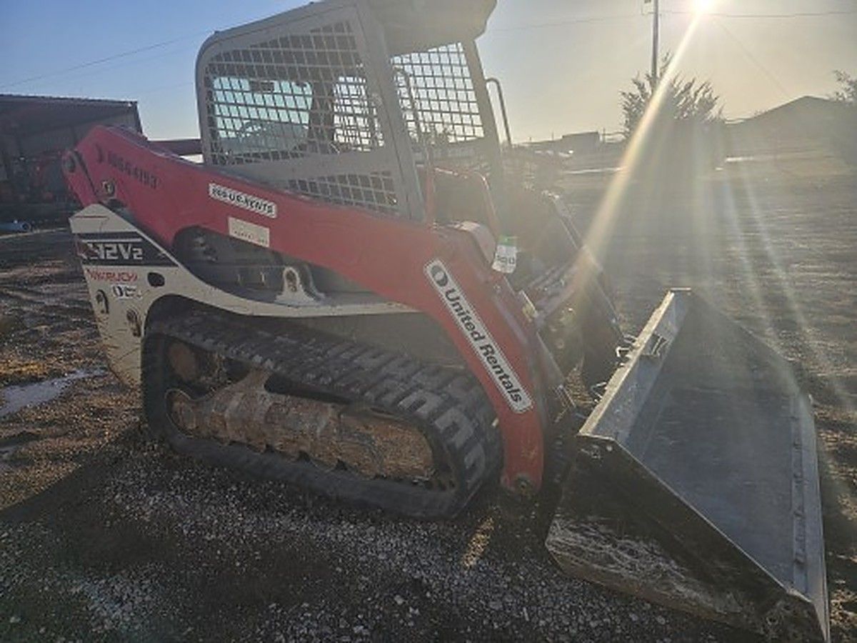 TAKEUCHI TL12V2-R photo 6
