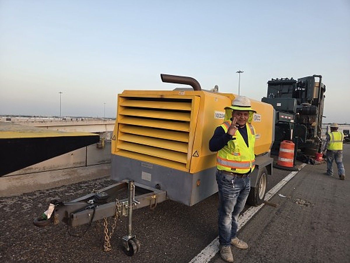 ATLASCOPCO XATS750JD T4F photo 2