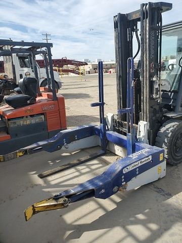 2018 CASCADE 30D42770 Forklift Grape Bin Dumper