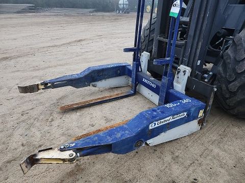 2018 CASCADE 30D42770 Forklift Grape Bin Dumper