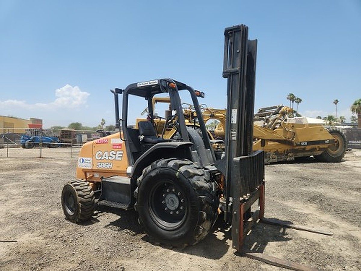 CASE 586H photo 6
