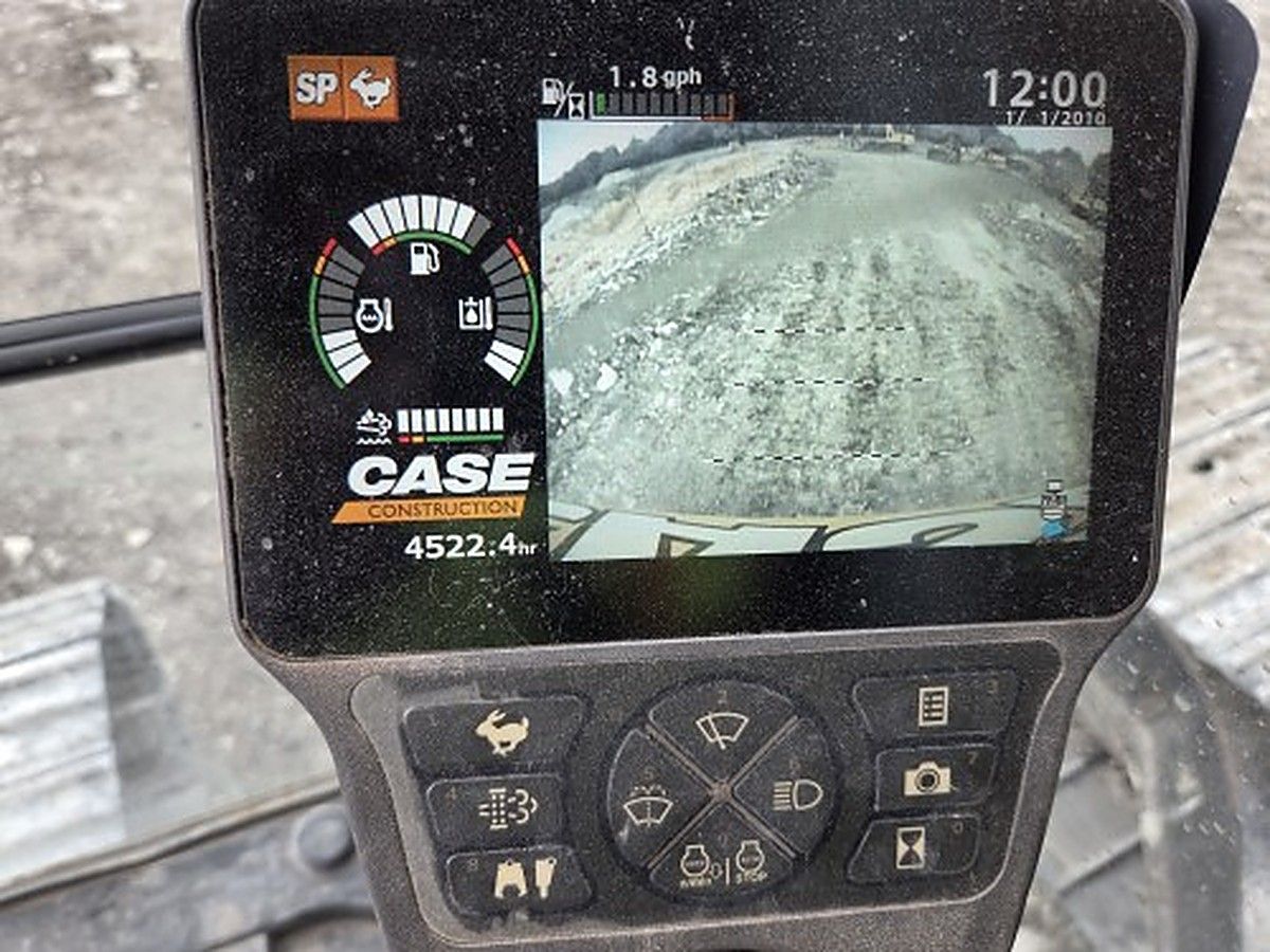 CASE CX210D photo 11