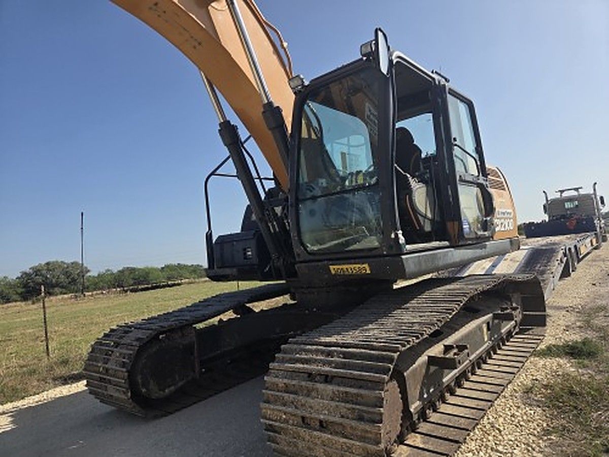 CASE CX210D photo 3