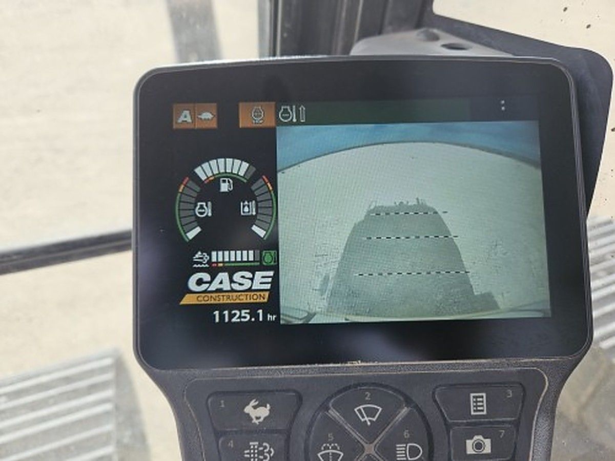 CASE CX210D photo 13