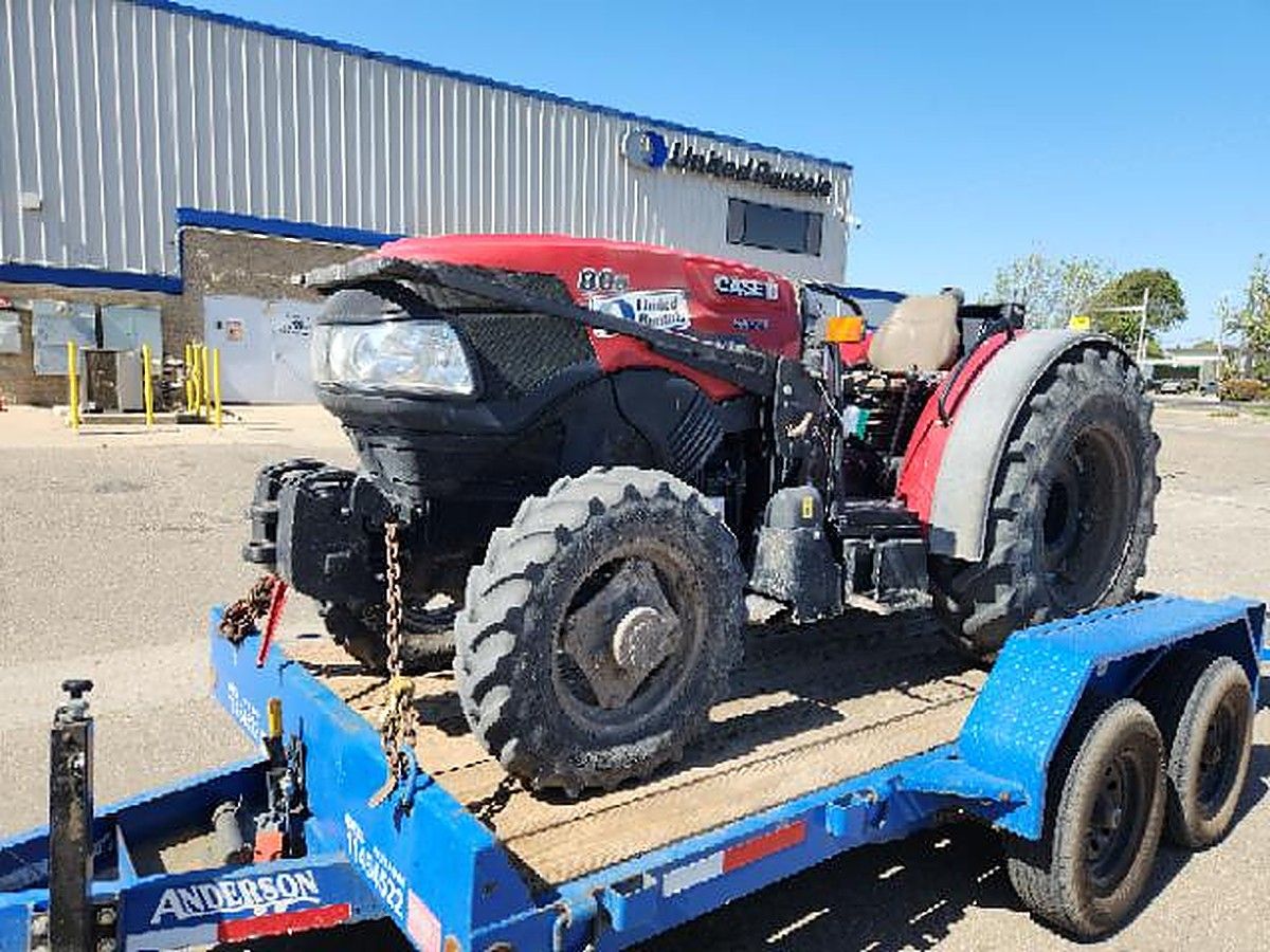 CASE FARMALL 80N photo 3