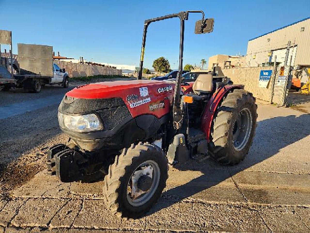 CASE FARMALL 80N photo 3