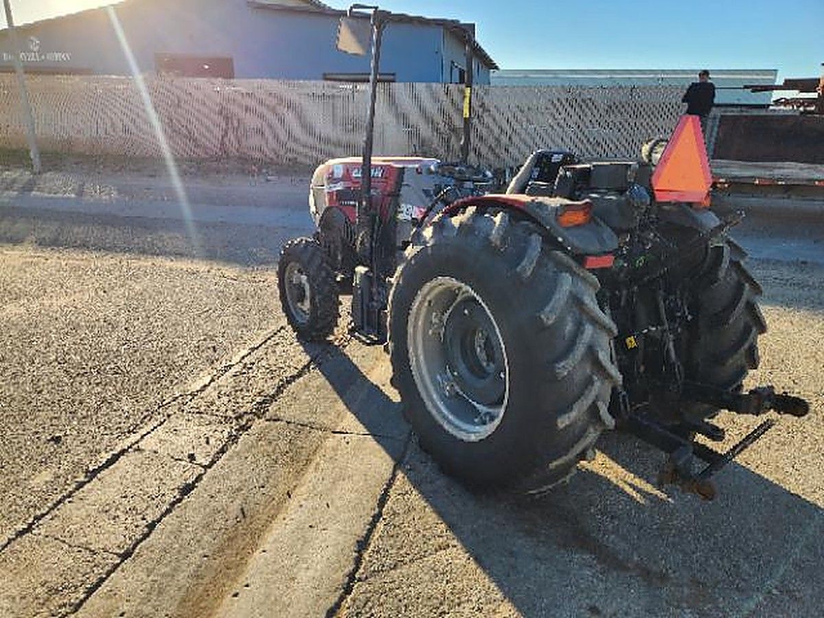 CASE FARMALL 80N photo 5