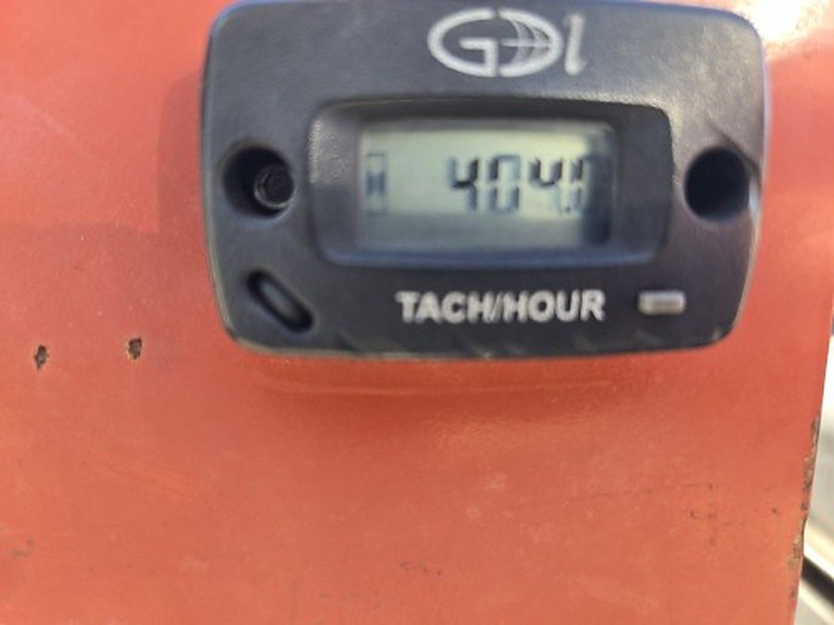 DITCHWITCH C14 photo 2