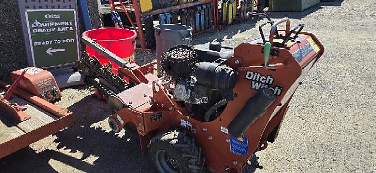 DITCHWITCH C14 photo 6