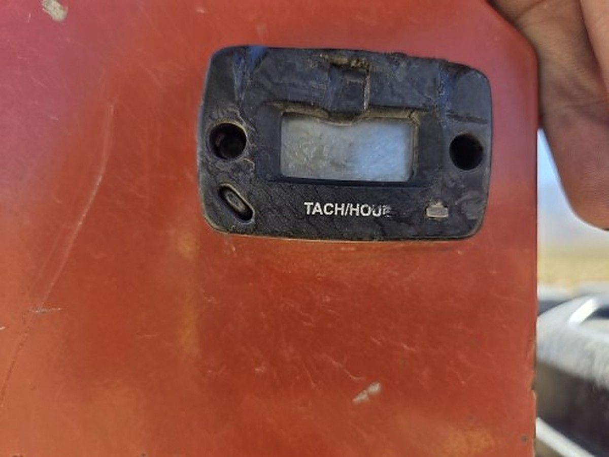 DITCHWITCH C14 photo 11