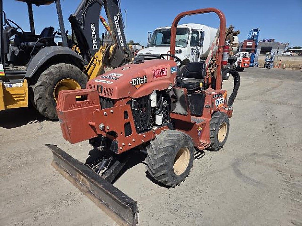 DITCHWITCH RT45 photo 5