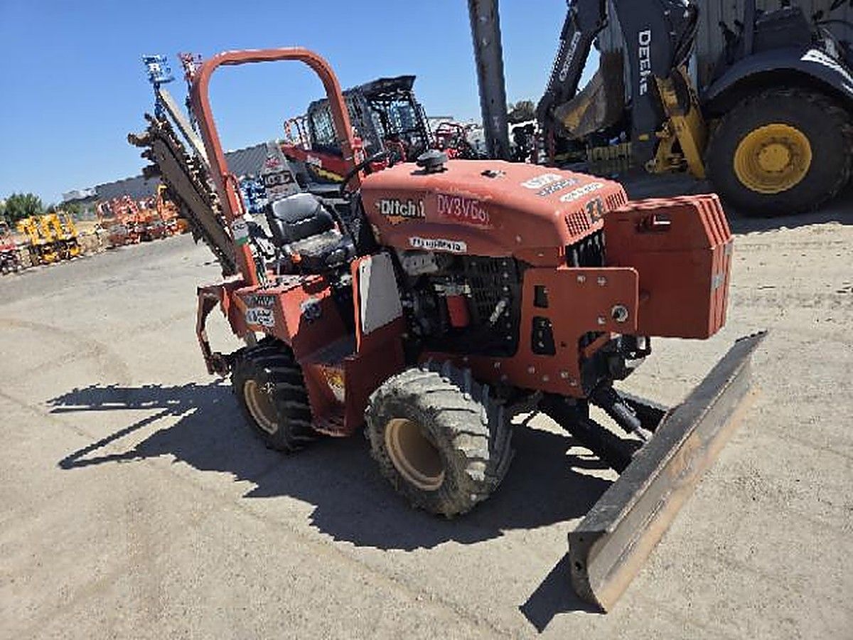 DITCHWITCH RT45 photo 6