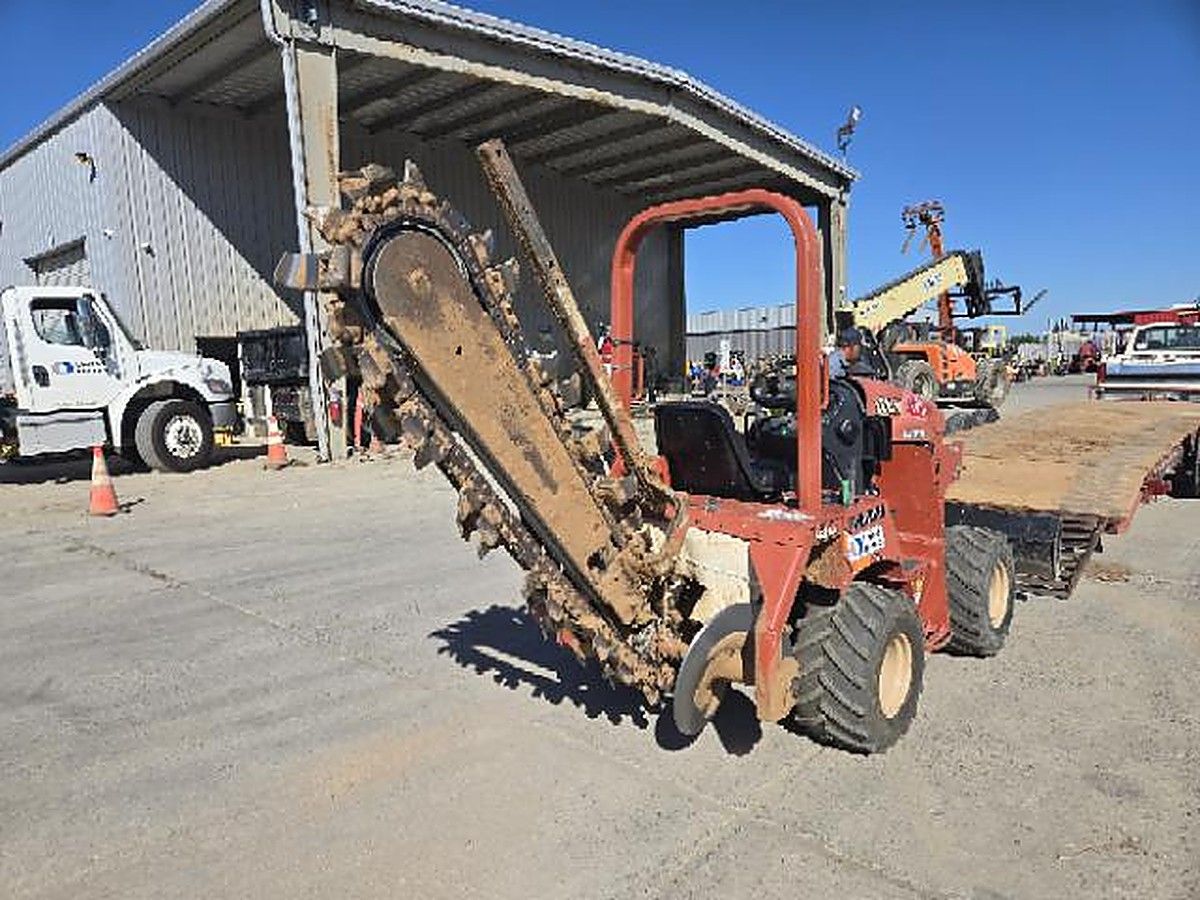 DITCHWITCH RT45 photo 7