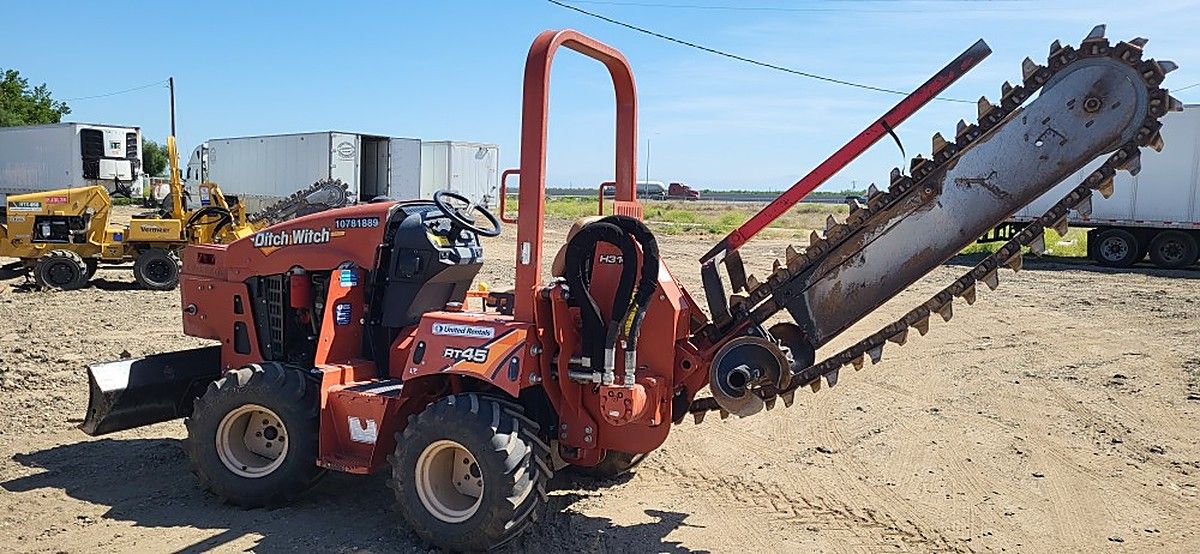 DITCHWITCH RT45 photo 3