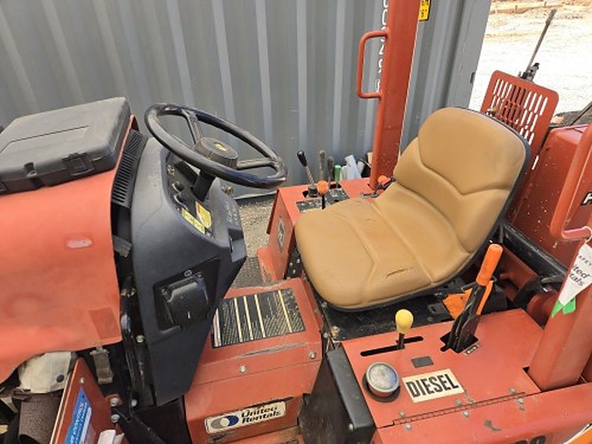 DITCHWITCH RT45 photo 3