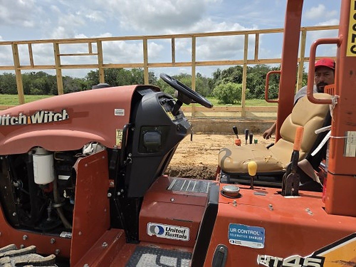DITCHWITCH RT45 photo 4