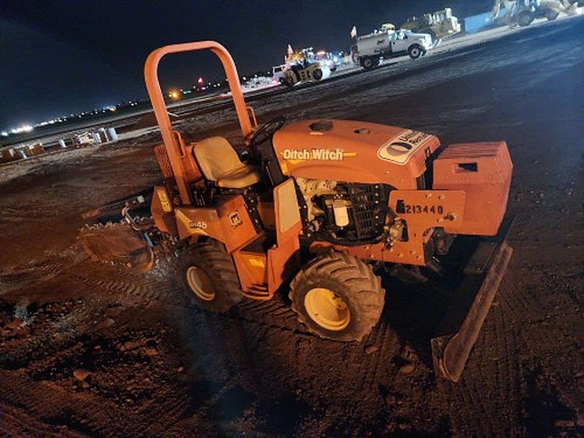 DITCHWITCH RT45A photo 4
