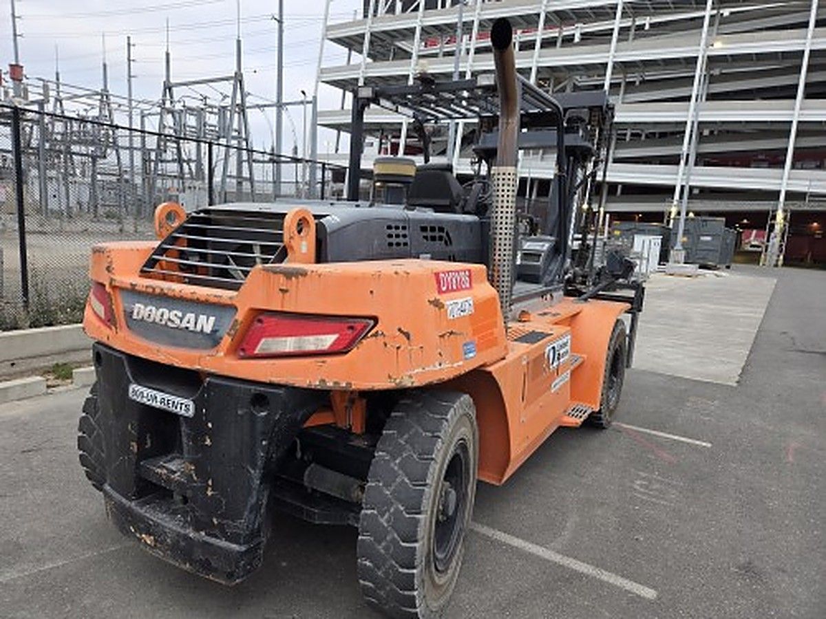 DOOSAN D160S-7 photo 5