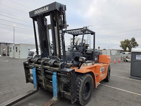 2018 DOOSAN D160S-7 Forklift Whse 35000-49999# Pneumatic