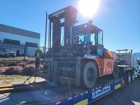 2018 DOOSAN D160S-7 Forklift Whse 35000-49999# Pneumatic