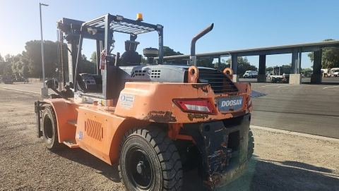 2018 DOOSAN D160S-7 Forklift Whse 35000-49999# Pneumatic