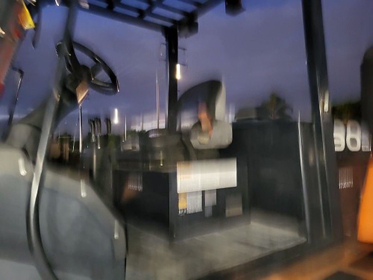 DOOSAN D90S-7 photo 9