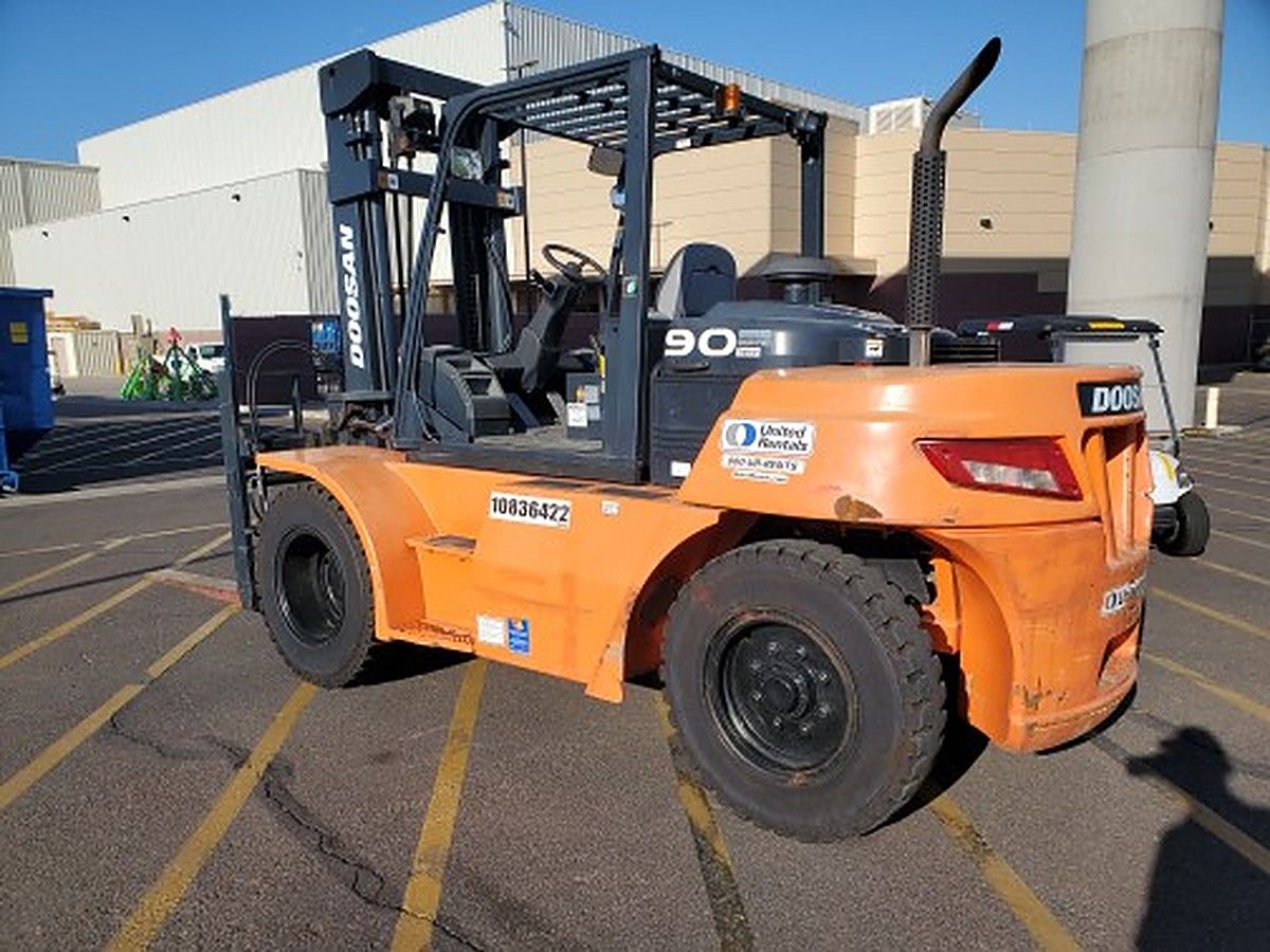 DOOSAN D90S-7 photo 5