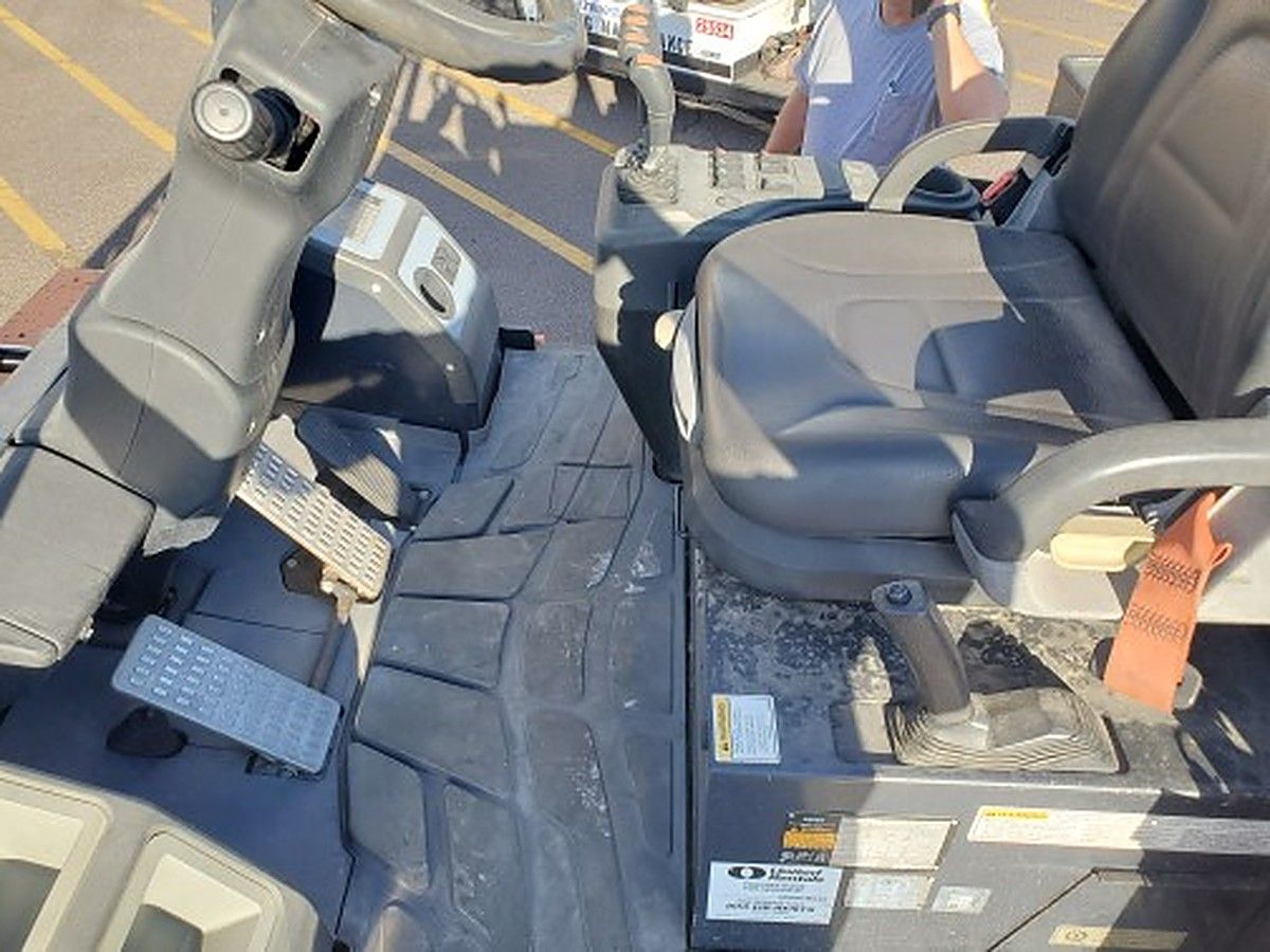 DOOSAN D90S-7 photo 9