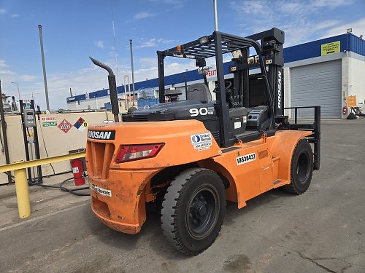 DOOSAN D90S-7 photo 10