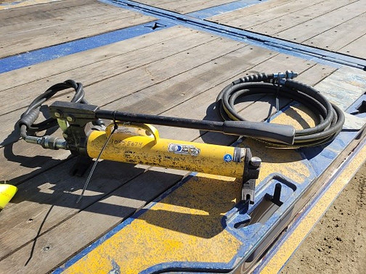 ENERPAC P-39 photo 2