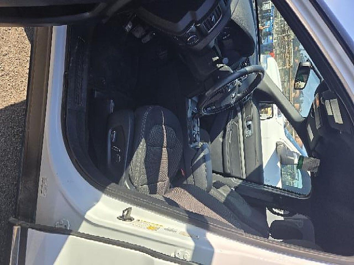 FORD EXPLORERXLTG4WD photo 8