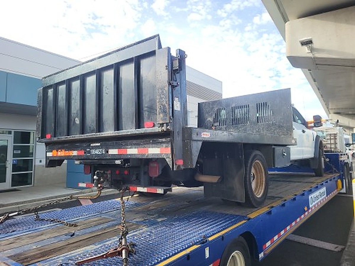 FORD F-550 photo 2