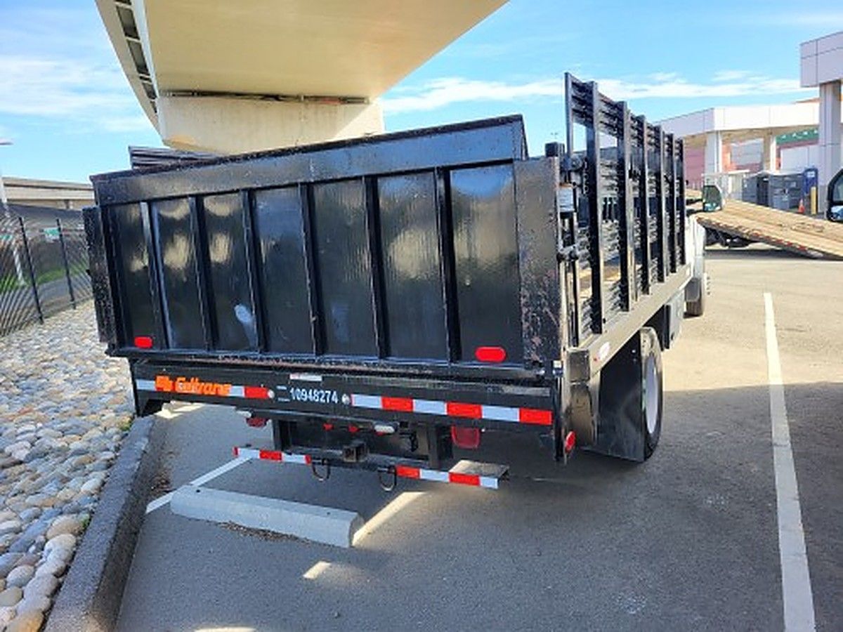 FORD F-550 photo 4