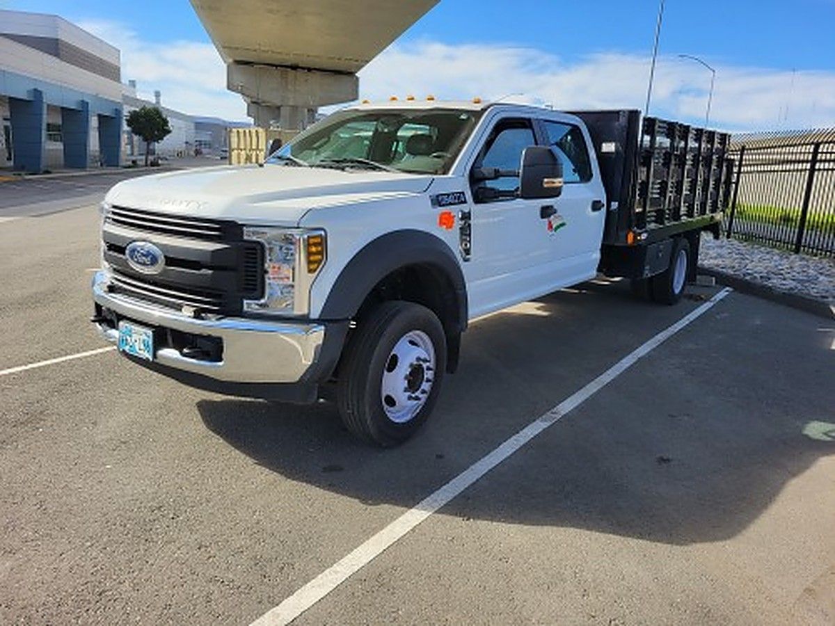 FORD F-550 photo 9