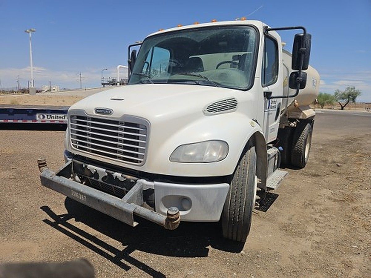 FREIGHTLNR M2106HD DSL photo 9