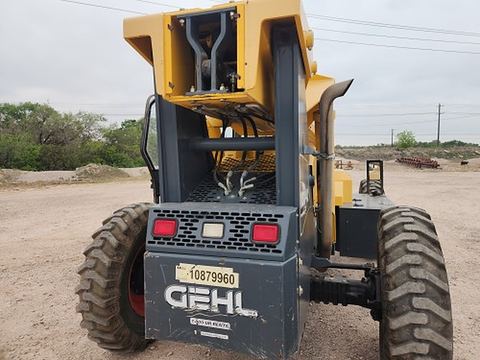 2018 GEHL RS8-42 Forklift Variable Reach 8000# 40-49'