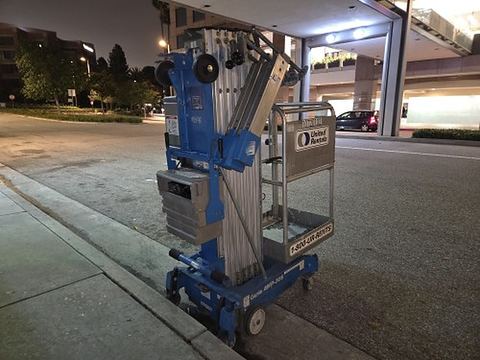 2018 GENIE AWP-30SDC Pusharound 26-35' Dc