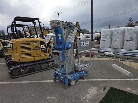 2018 GENIE AWP-30SDC Pusharound 26-35' Dc