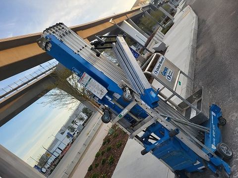 2018 GENIE AWP-40SDC Pusharound 36-48' Dc