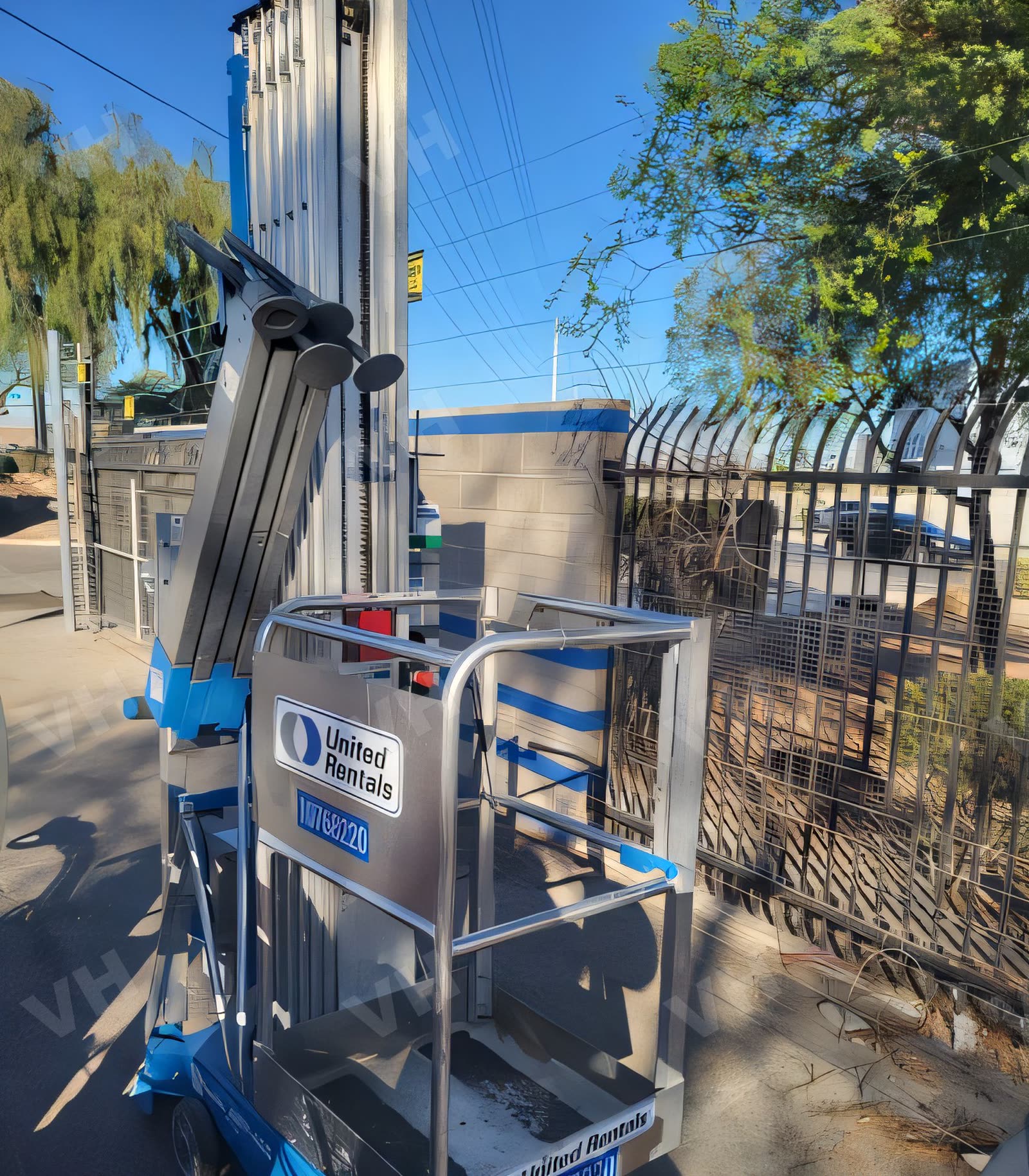 2018 Genie AWP-40SDC PUSHAROUND 36-48' DC photo 5