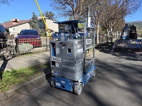 2018 GENIE GR-12 Vertical Lift 12' Elec Self Propelled