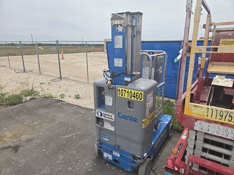 2018 GENIE GR-20 Vertical Lift 18-20' Elec Self Propelled