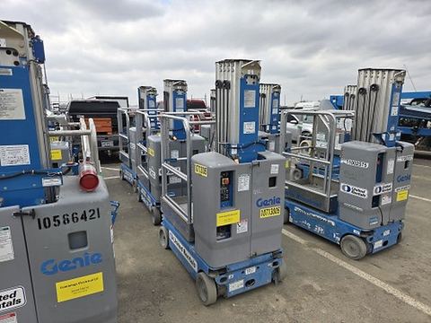 2018 GENIE GR-20 Vertical Lift 18-20' Elec Self Propelled