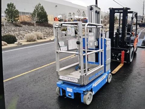 2018 GENIE GR-20 Vertical Lift 18-20' Elec Self Propelled