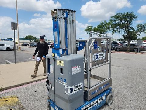 2018 GENIE GR-20 Vertical Lift 18-20' Elec Self Propelled