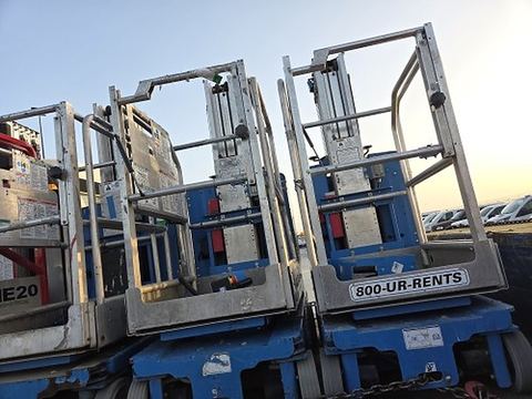 2018 GENIE GR-20 Vertical Lift 18-20' Elec Self Propelled