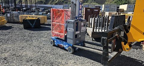 2018 GENIE GR-20 Vertical Lift 18-20' Elec Self Propelled