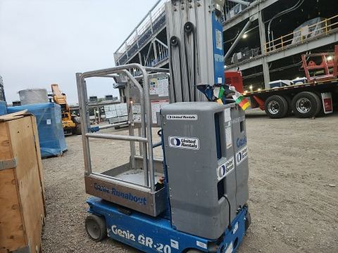 2018 GENIE GR-20 Vertical Lift 18-20' Elec Self Propelled